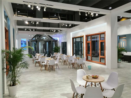 長沙筑博會展臺設(shè)計